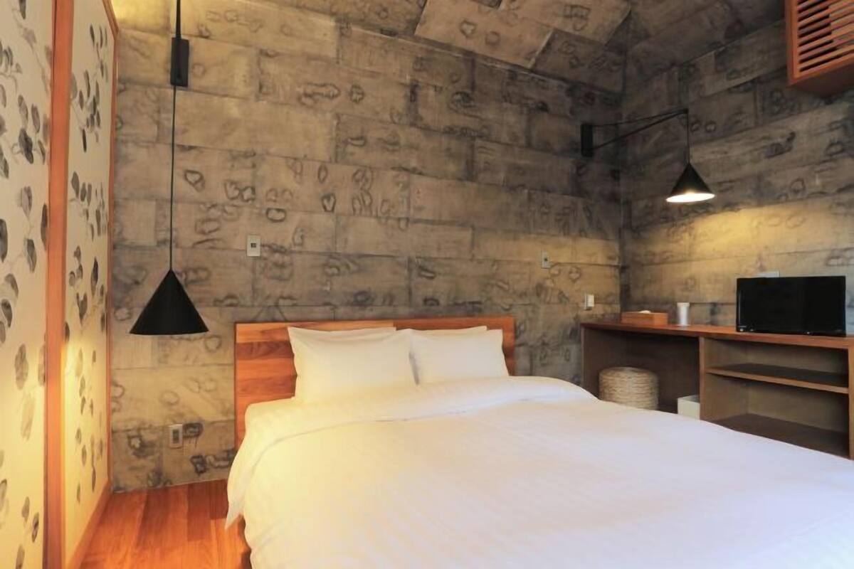 1 bedroom, minibar, free WiFi, bed sheets