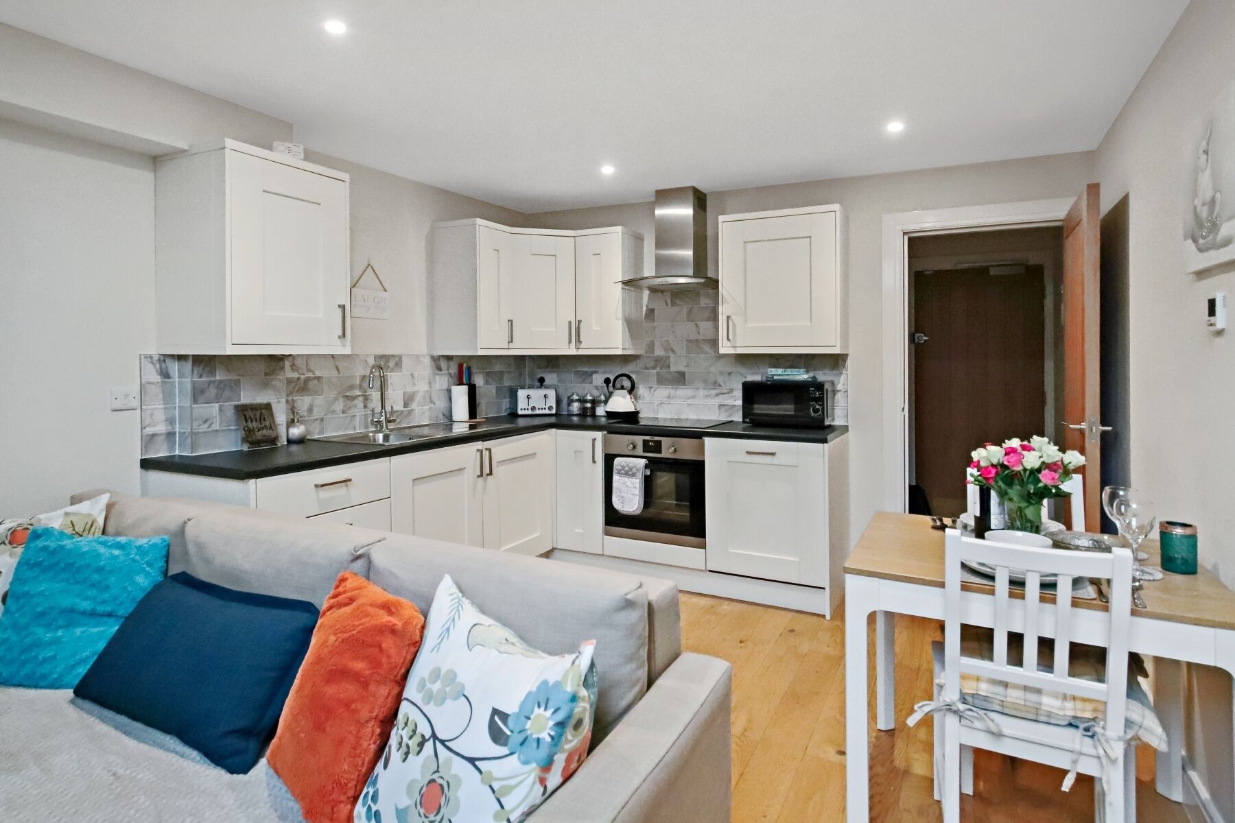 浪漫公寓 | 起居區 | 智慧型電視