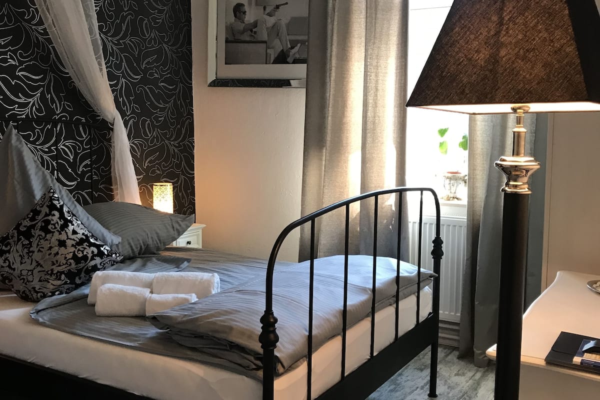 Doppelzimmer (Nr. 4) | 1 Schlafzimmer, Daunenbettdecken, Select-Comfort-Betten
