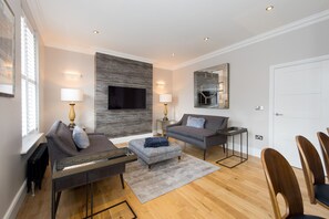 Apartment, 2 Bedrooms | Living area | 55-inch flat-screen TV with digital channels, Smart TV, iPod dock - Belford (Harrogate)