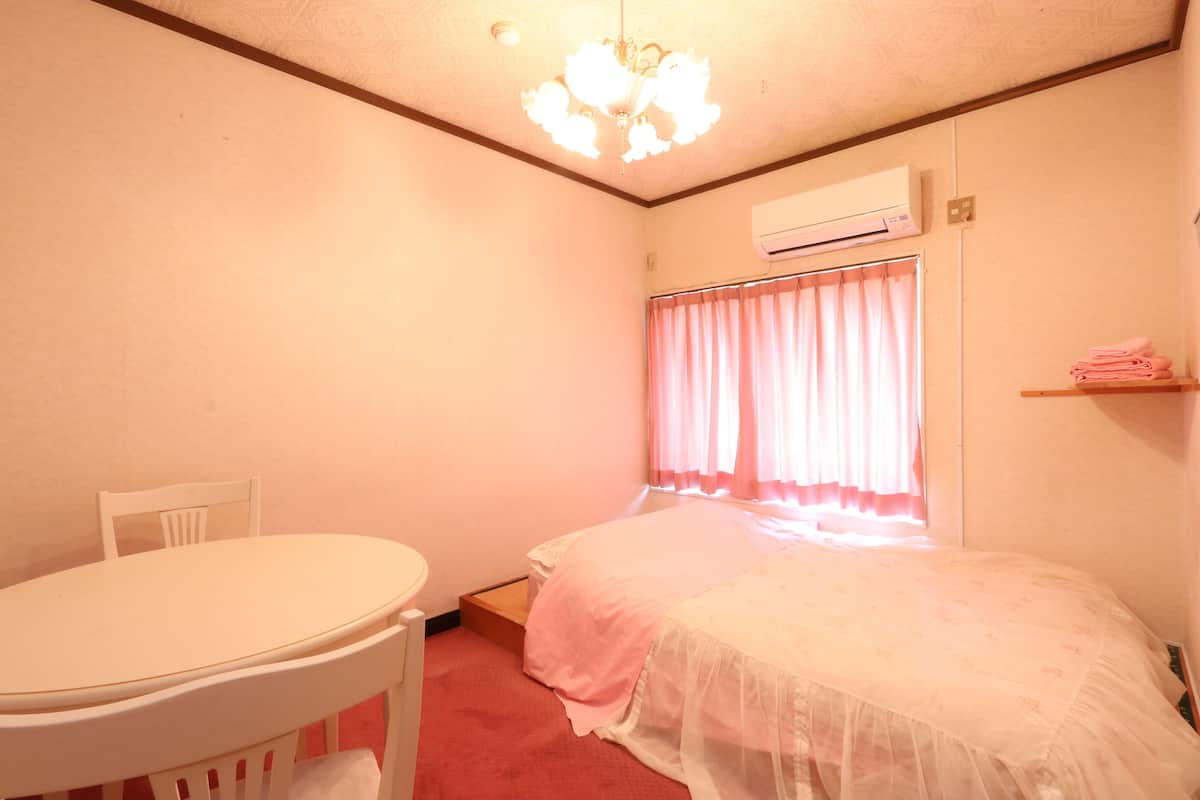 Double Room, Private Bathroom | Desk