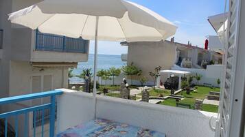 Beach/ocean view