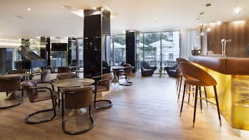 2 bares, bar en la azotea