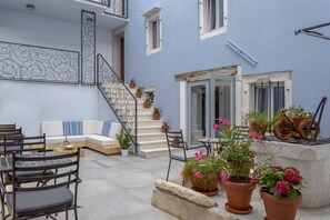 Terrace/patio - Boutique Rooms Mirabilis (Skradin)