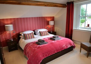 Cottage, 2 Bedrooms | 2 bedrooms, iron/ironing board, free WiFi, bed sheets