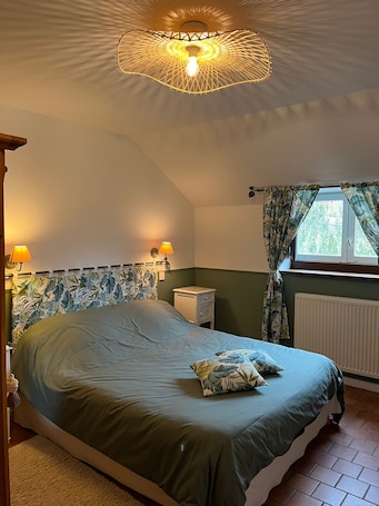 Decoración personalizada, muebles diferentes y escritorio