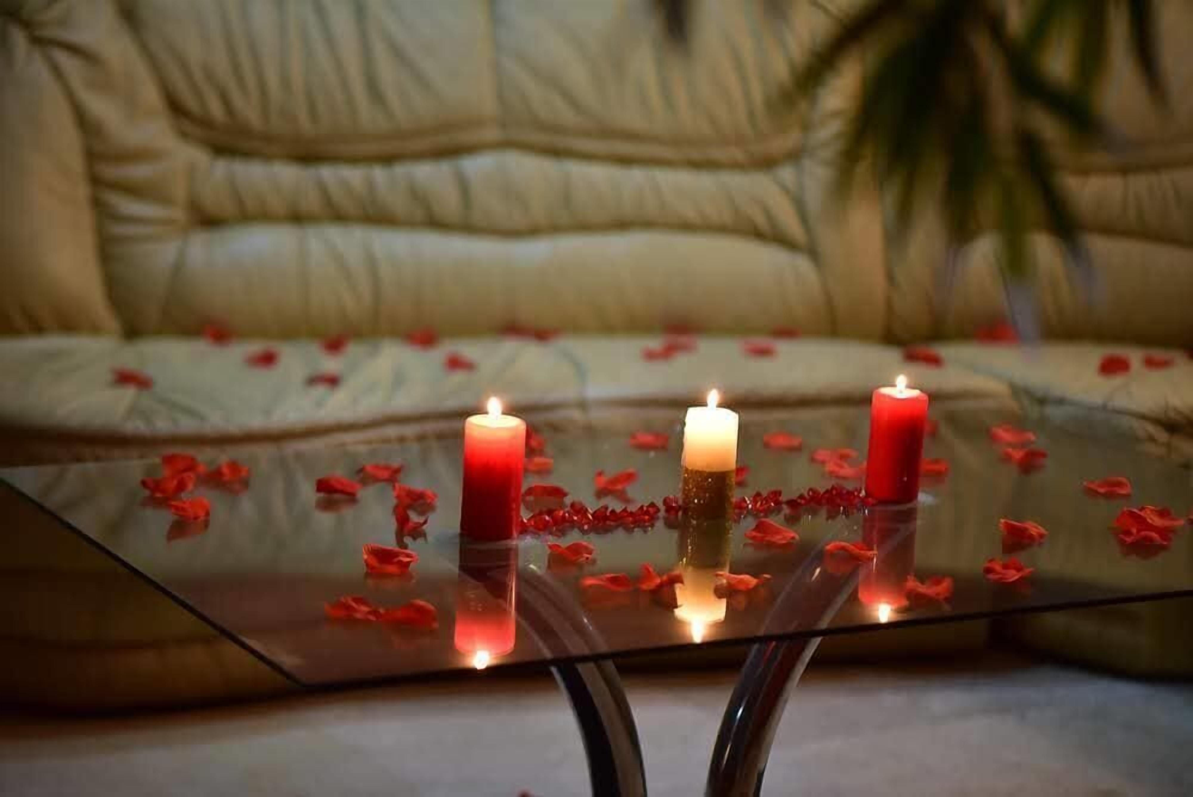 Deluxe studio suite | Woonkamer | Flatscreentelevisie