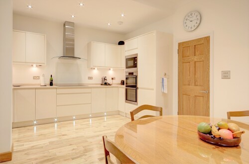 Luxury Apartments - Rodney Road