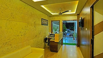 Àrea amb seients del vestíbul