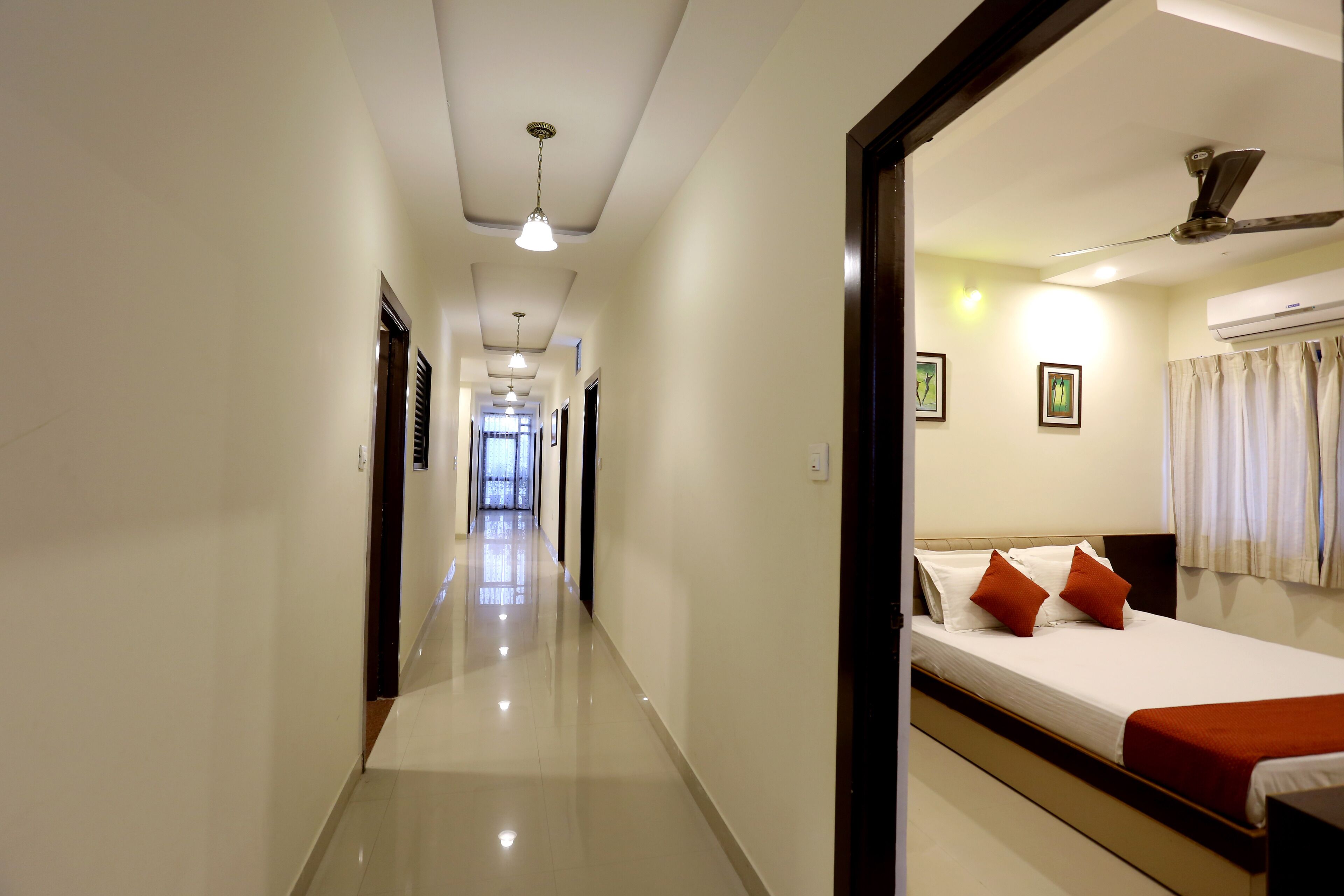 Photo - Hotel Suraj Palace