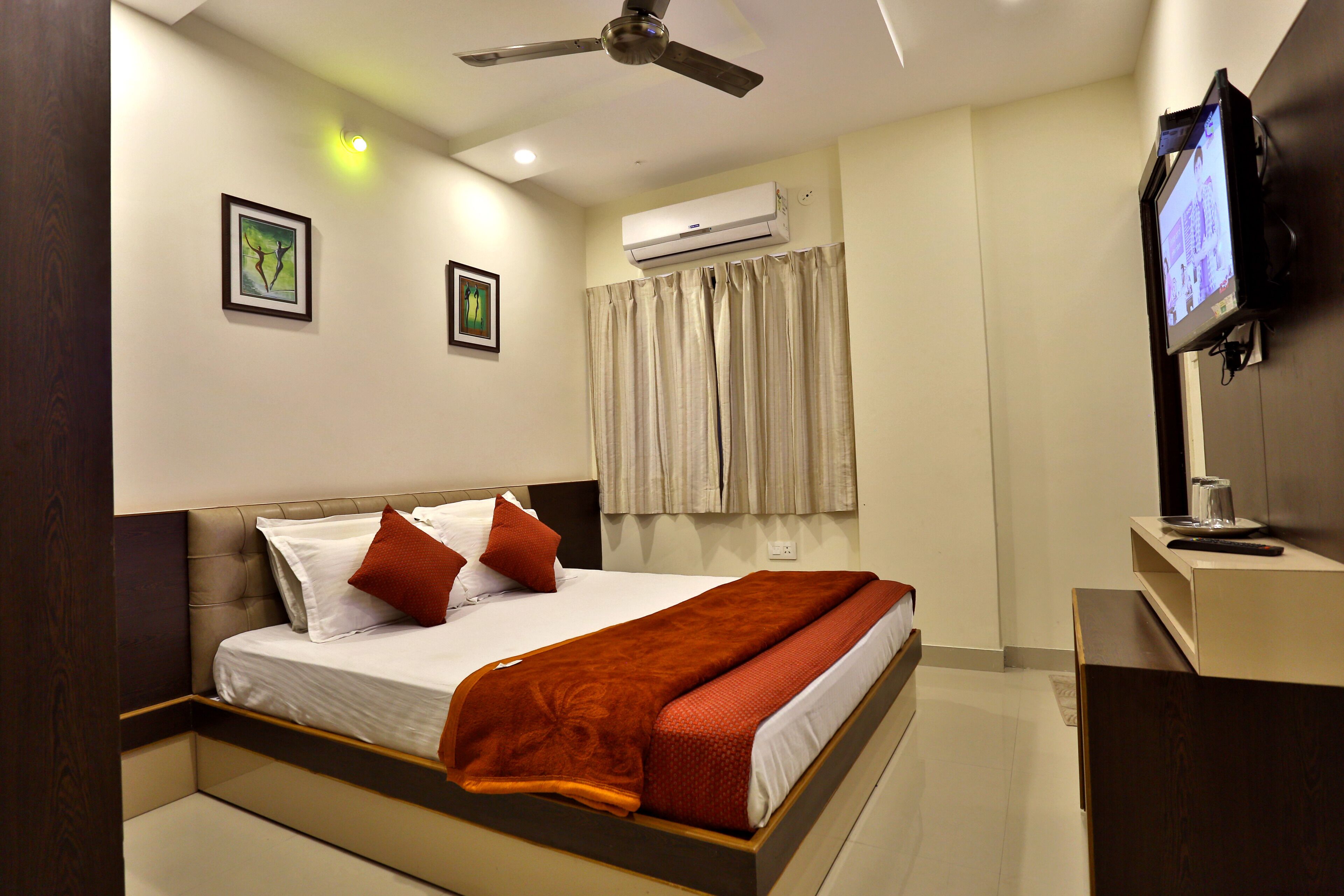 Photo - Hotel Suraj Palace