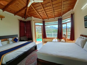 Familierom | Strykejern/-brett, wi-fi (inkludert) og sengetøy