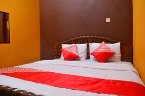 Chambre Deluxe double | Accès au Wi-Fi (inclus), literie fournie