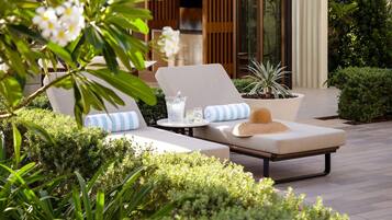2 outdoor pools, pool cabanas (surcharge), pool umbrellas