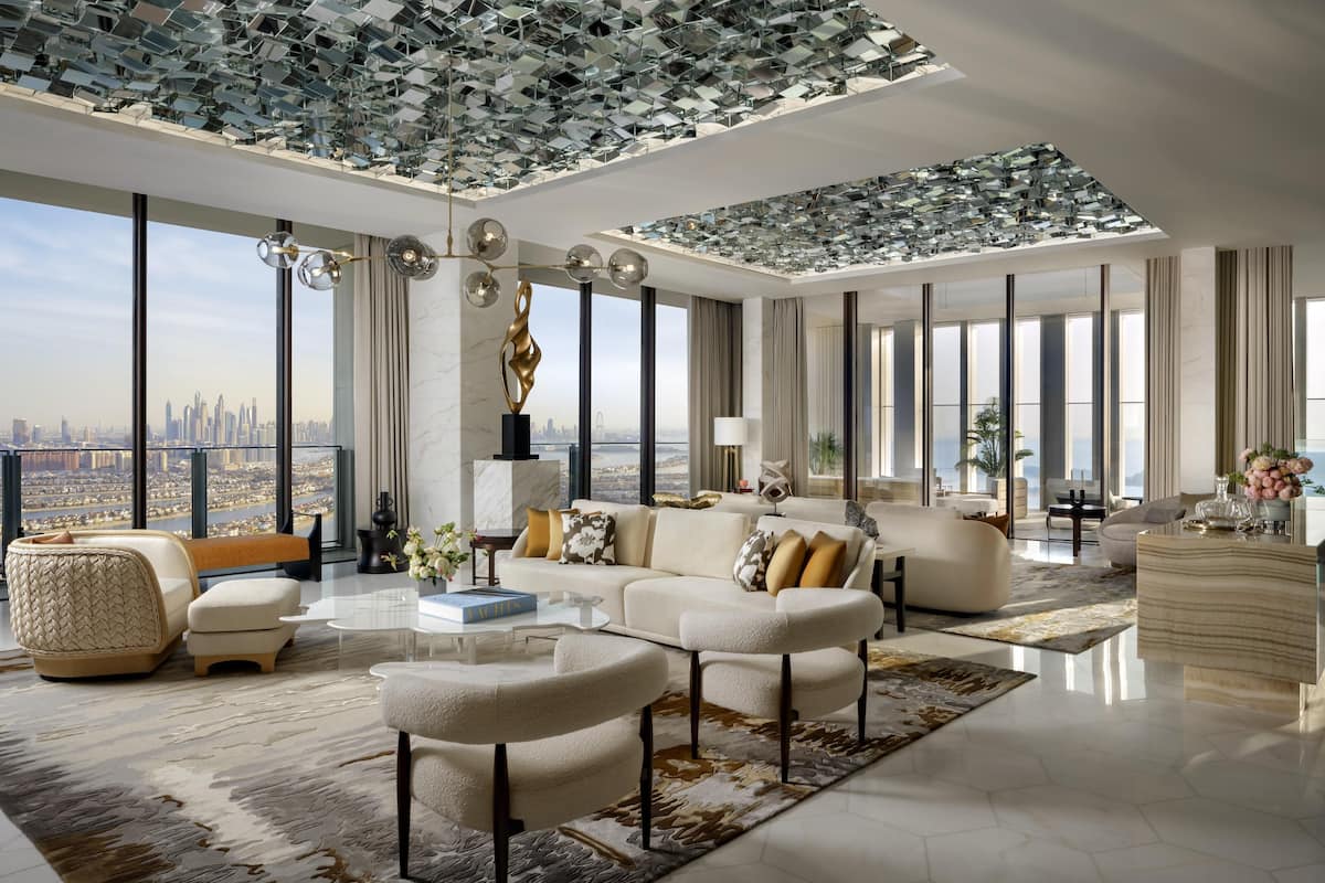 Penthouse Panoramic | Sängtillbehör av högsta kvalitet och minibar