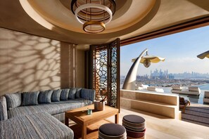 2 outdoor pools, cabanas (surcharge), pool umbrellas - Atlantis The Royal (Dubai)