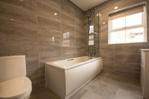 Bathroom - Darwin Lake Holiday Village (Matlock)
