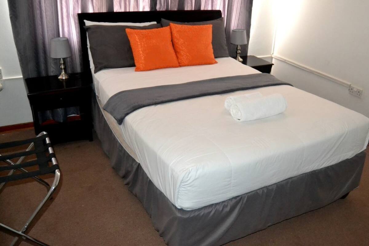 In-room safe, iron/ironing board, free WiFi, bed sheets