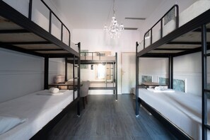 Egyptian cotton sheets, premium bedding, down comforters - Boutique Hotel Maria Split (Split)