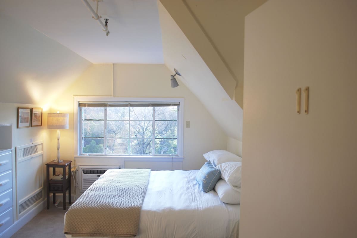 Standard Double Room, Ensuite (Room 11) | Interior