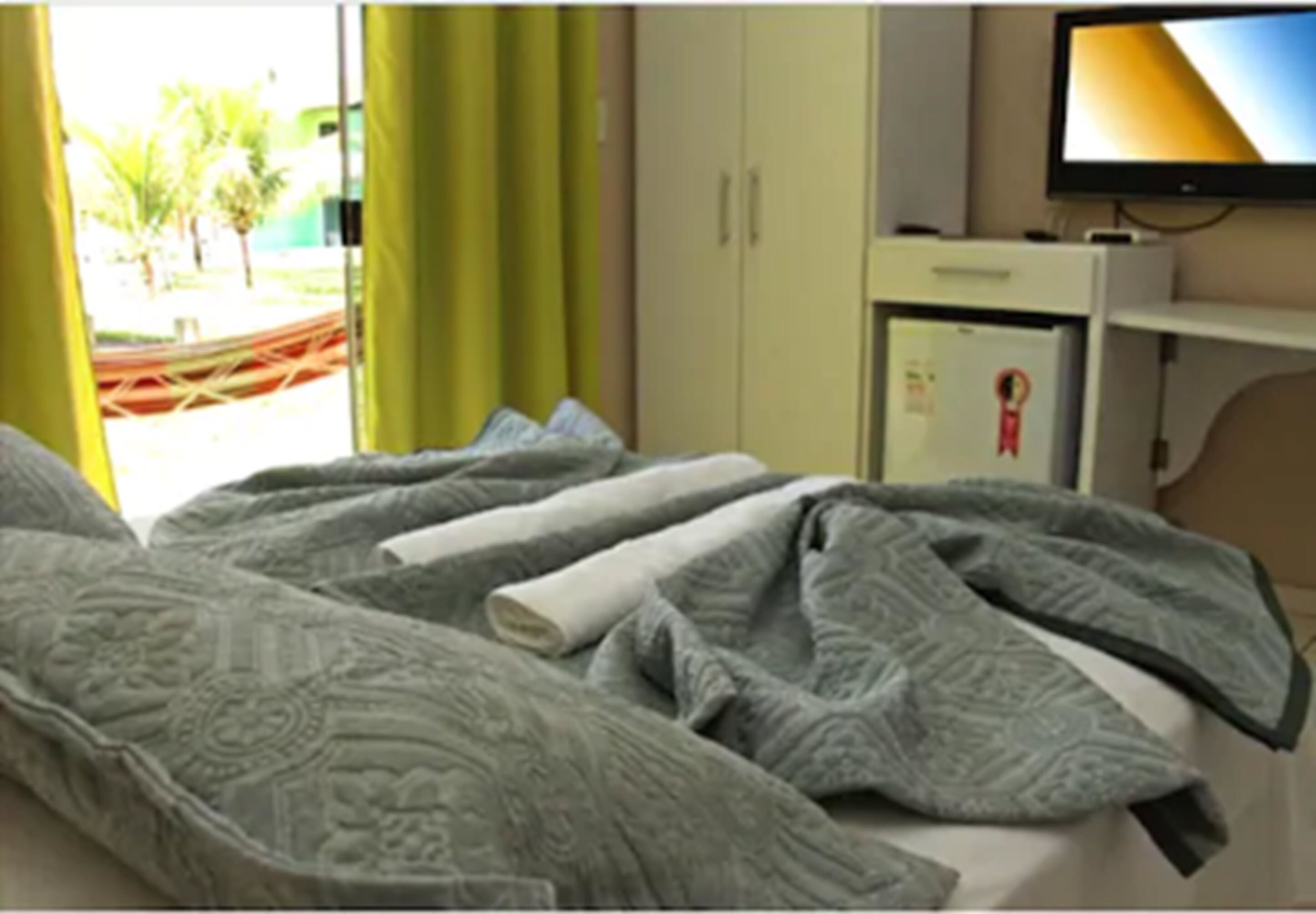 double or twin room | minibar, desk, bed sheets