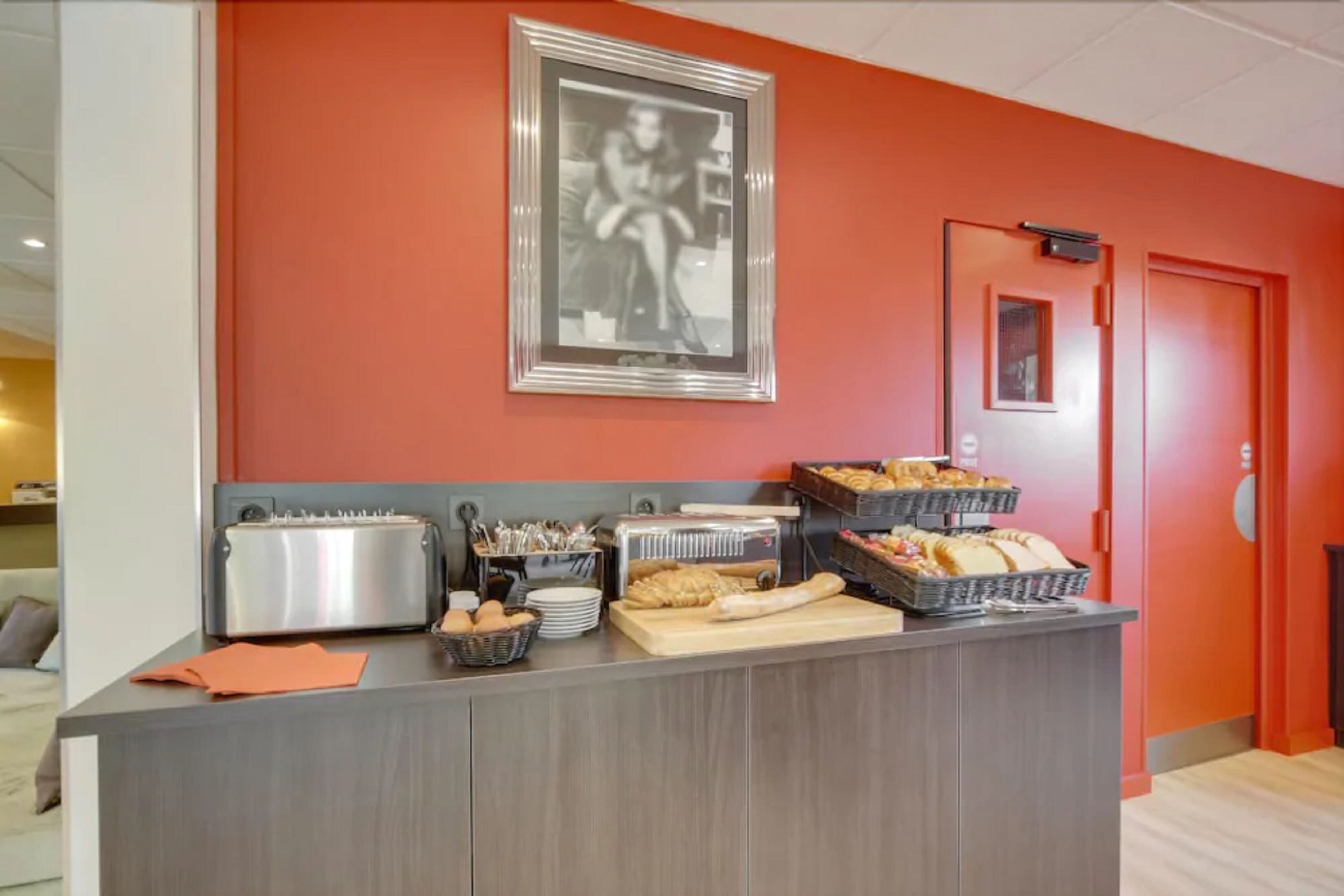 daily buffet breakfast (eur 15 per person)