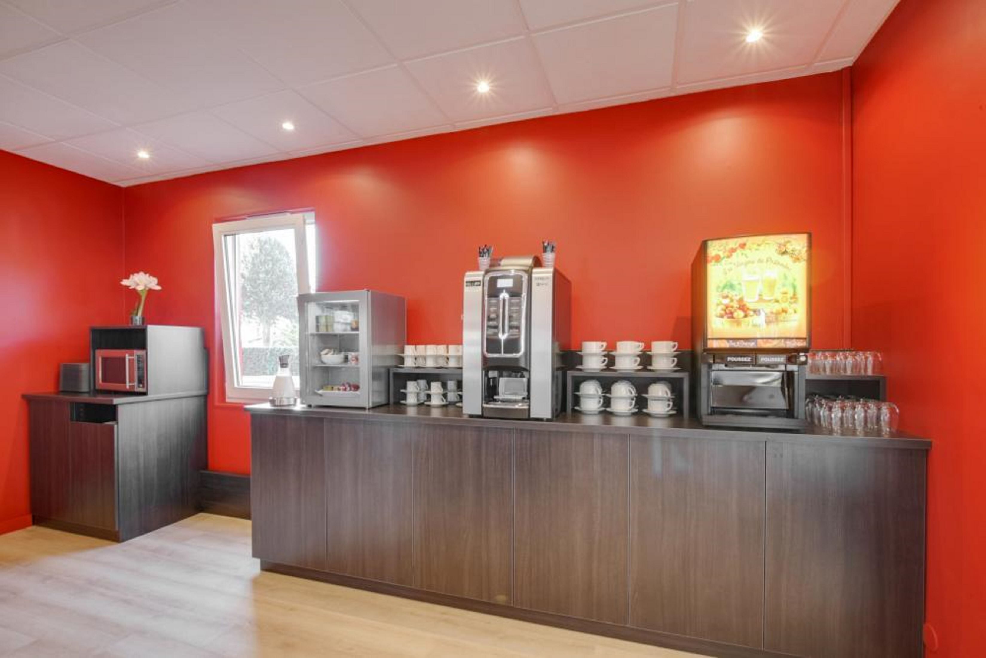 daily buffet breakfast (eur 15 per person)