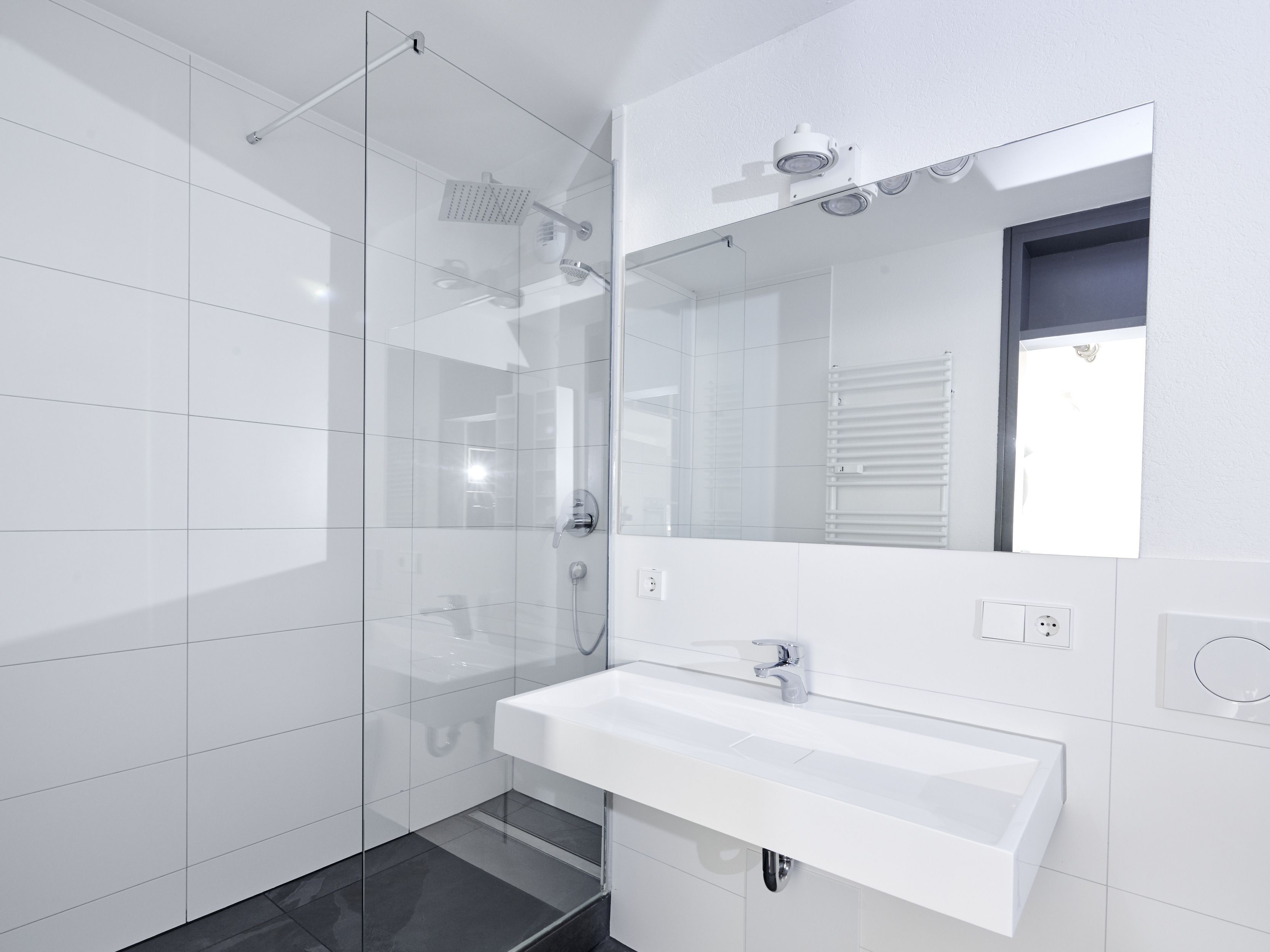 Standard Studio | Bathroom shower