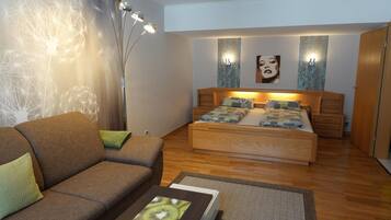 1 bedroom, iron/ironing board, free WiFi