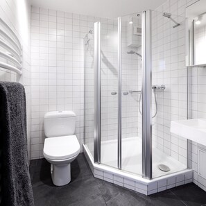 Standard Condo | Bathroom shower - criston apartments like home G (Tuebingen)