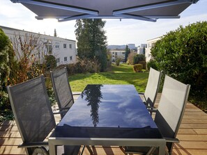 Standard Condo | Terrace/patio