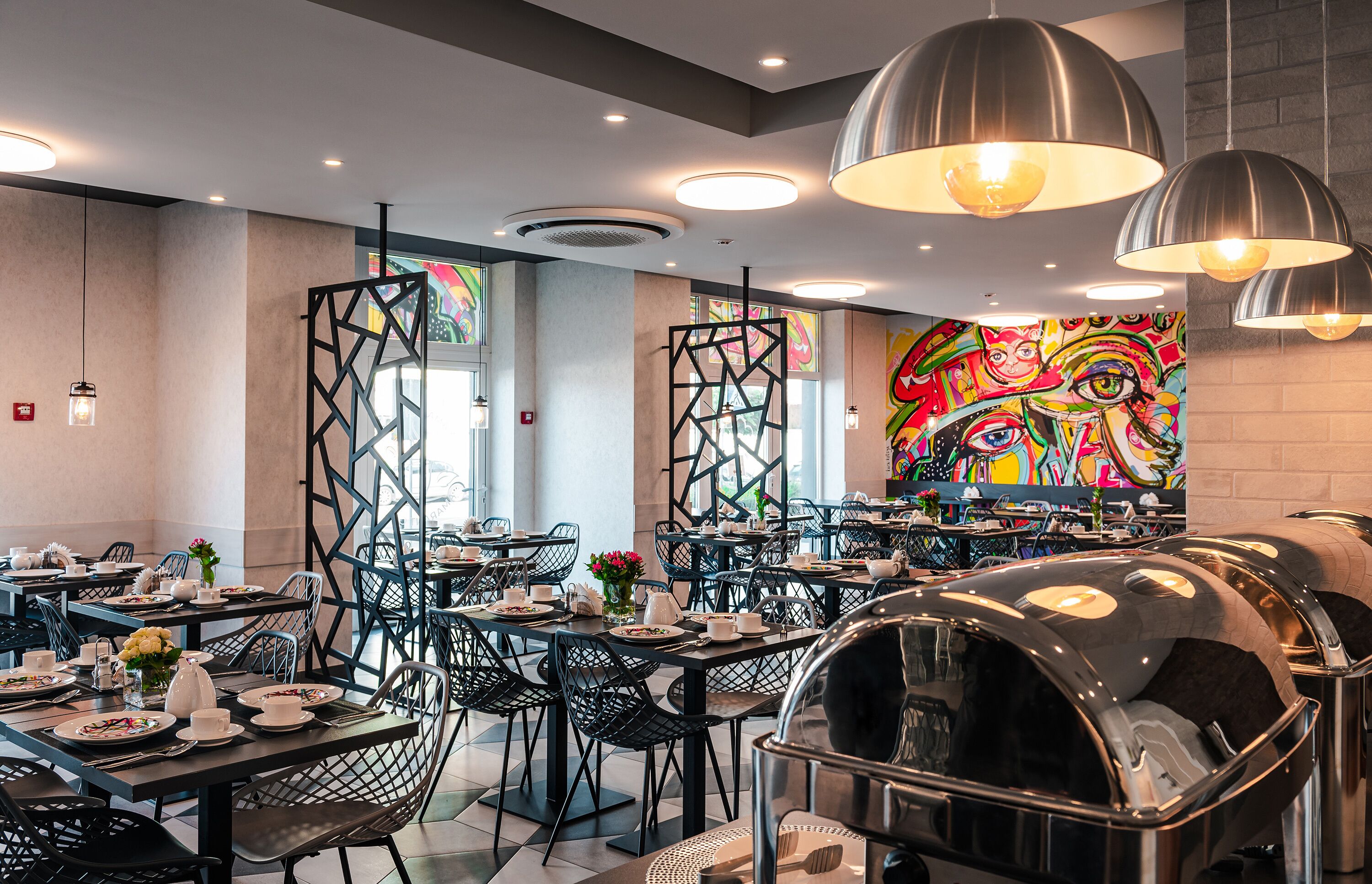 Café da manhã com buffet todos os dias mediante uma taxa
