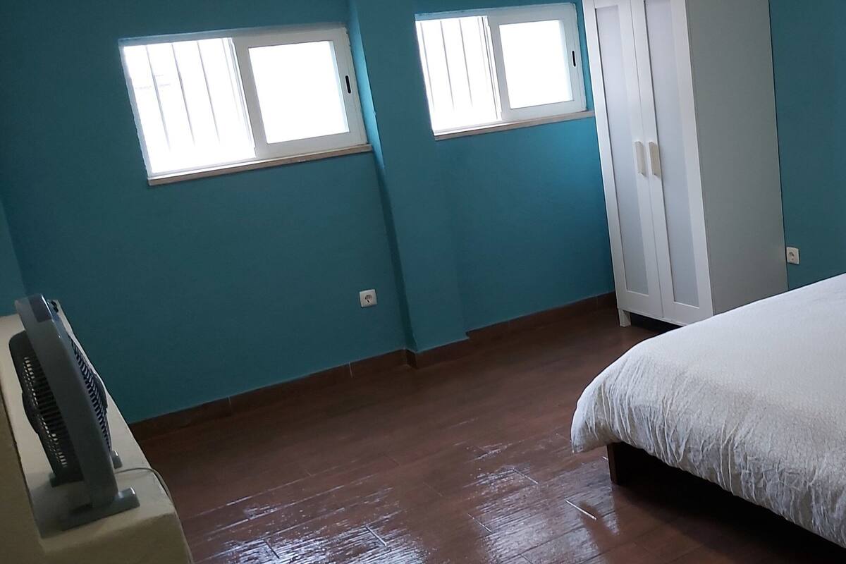 Economy Double Room, Private Bathroom | Blackout drapes, cribs/infant beds, rollaway beds, free WiFi