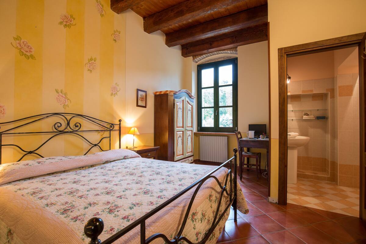 Individually decorated, individually furnished, desk, rollaway beds