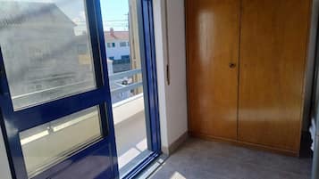 1 habitación, ropa de cama hipoalergénica y sistema de insonorización