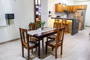 Family Apartment, Mobility Accessible, Air conditioning | Private kitchen