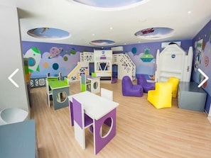 Children’s play area – indoor - The City 1317 (Playa del Carmen)