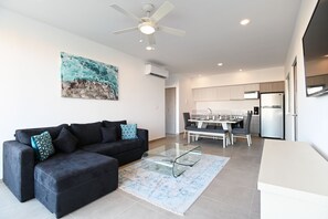 Appartement Standard, 1 chambre, non-fumeur | Aire de séjour | Téléviseur à écran plat