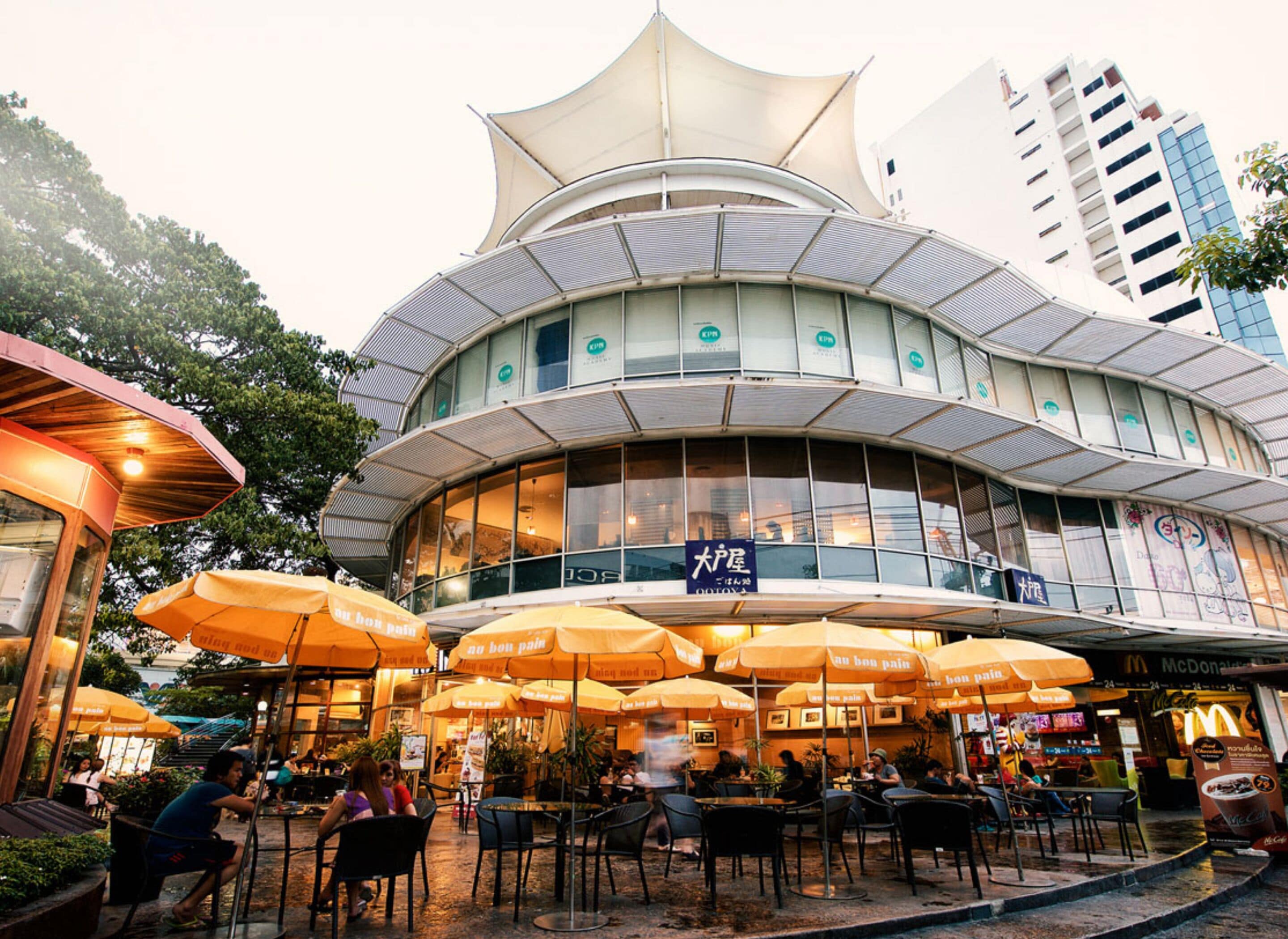Photo - Staybridge Suites Bangkok Thonglor by IHG
