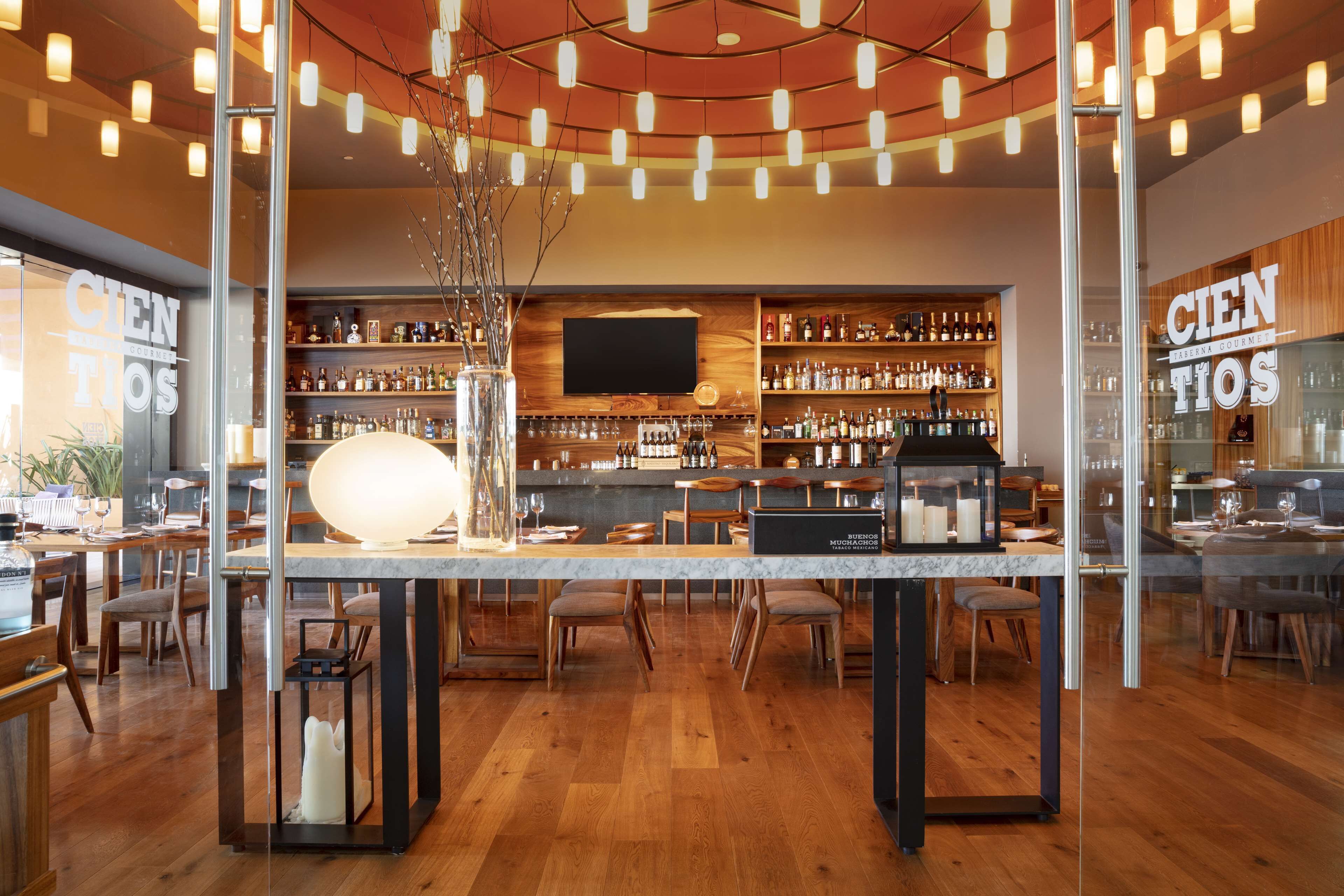 2 restaurants, breakfast, lunch, dinner served; mexican cuisine