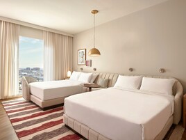 Hypo-allergenic bedding, minibar, in-room safe, laptop workspace