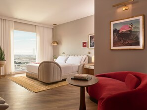 Hypo-allergenic bedding, minibar, in-room safe, laptop workspace - Virgin Hotels Dallas (Dallas)