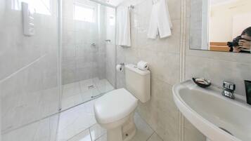 Apartment, Kitchen and Balcony | Bathroom | Shower, towels