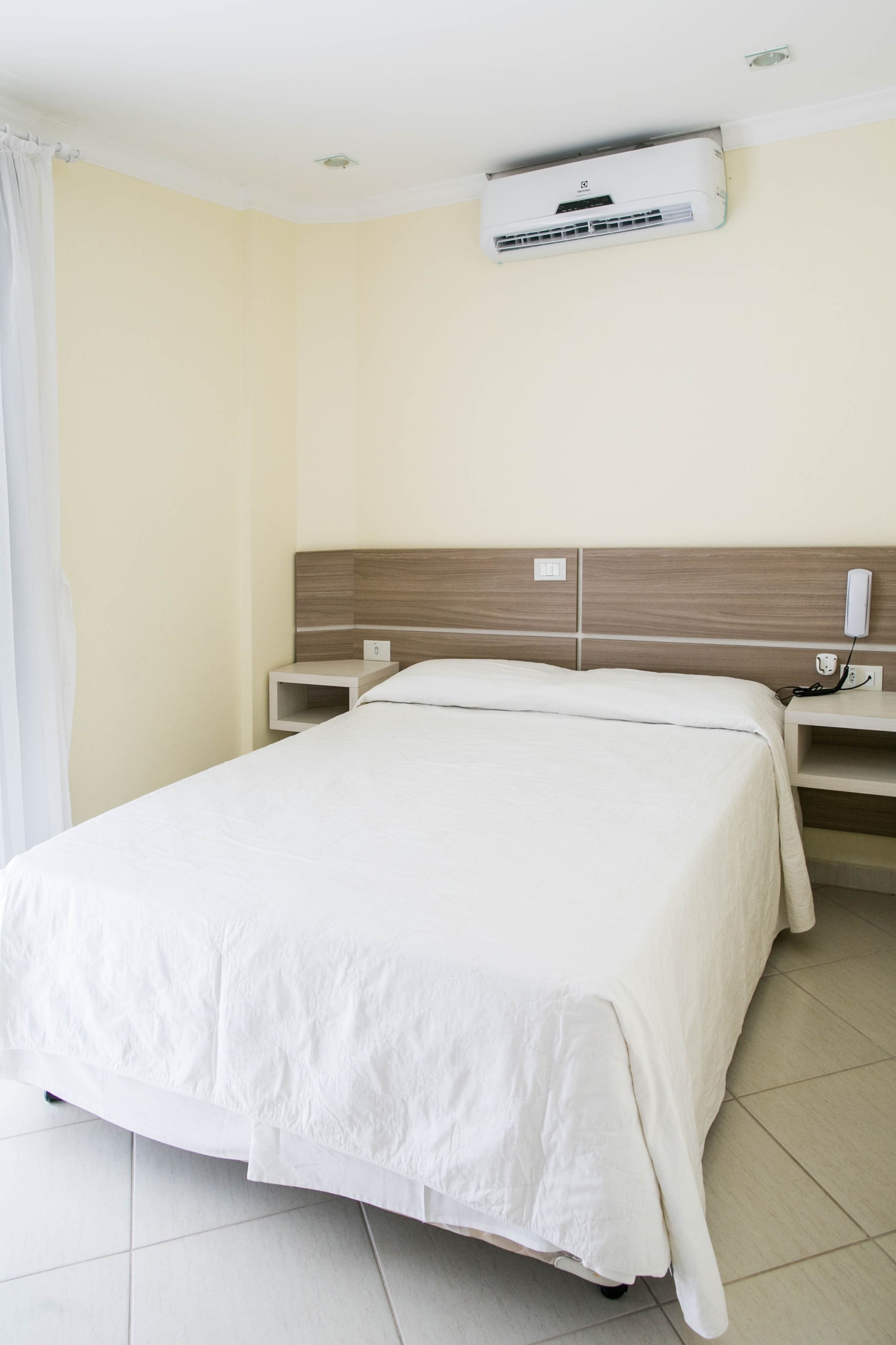 Standard Double Room, Balcony | Cofres nos quartos, Wi-Fi de cortesia, roupa de cama