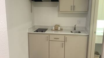 Individually furnished, desk, soundproofing, iron/ironing board