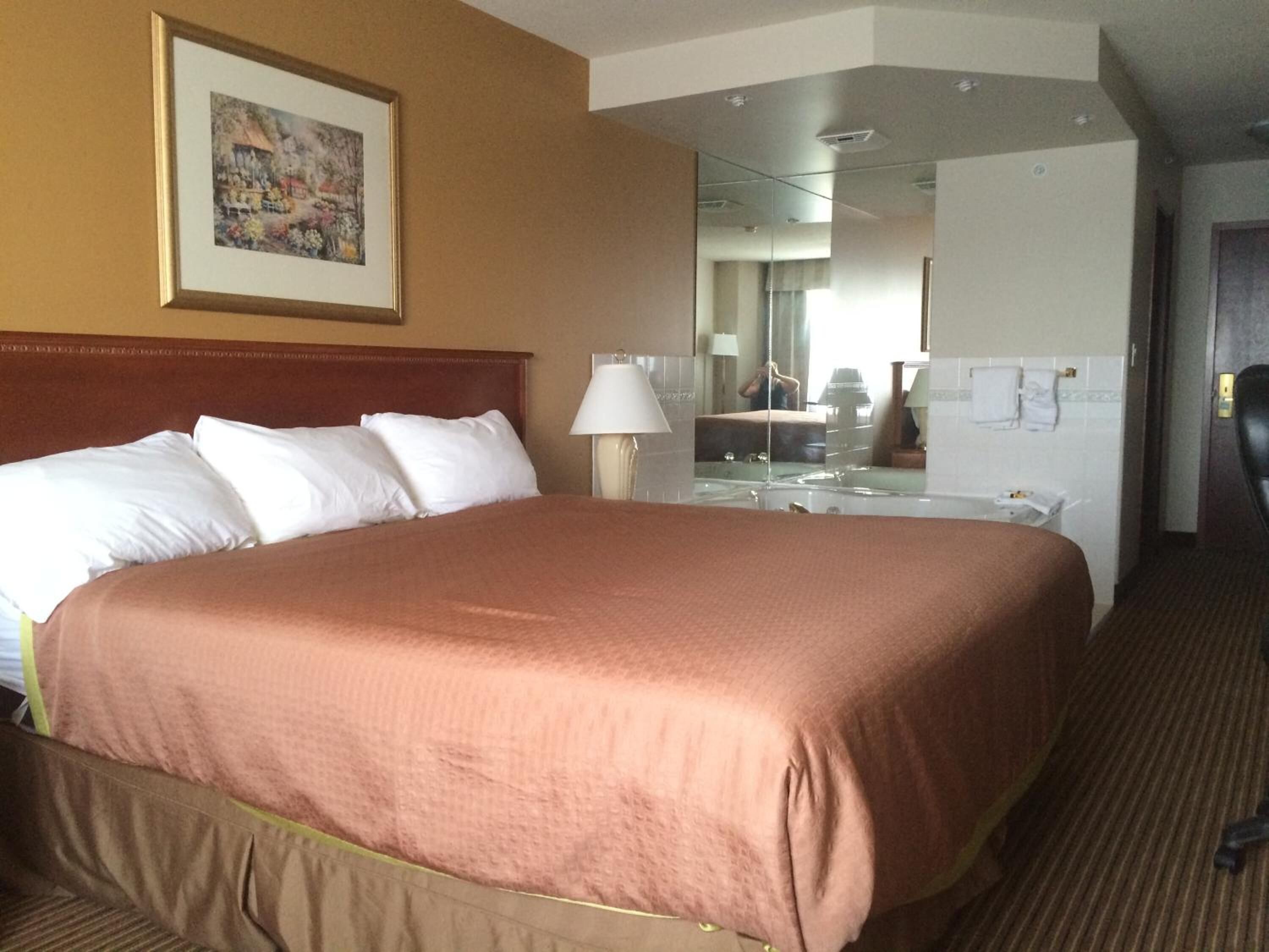 1 bedroom, premium bedding, down duvets, pillow-top beds