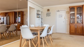 Dining - Shoreline 7 - Unbeatable Views! (Tuncurry)