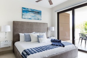 2 slaapkamers, een strijkplank/strijkijzer, internet, beddengoed