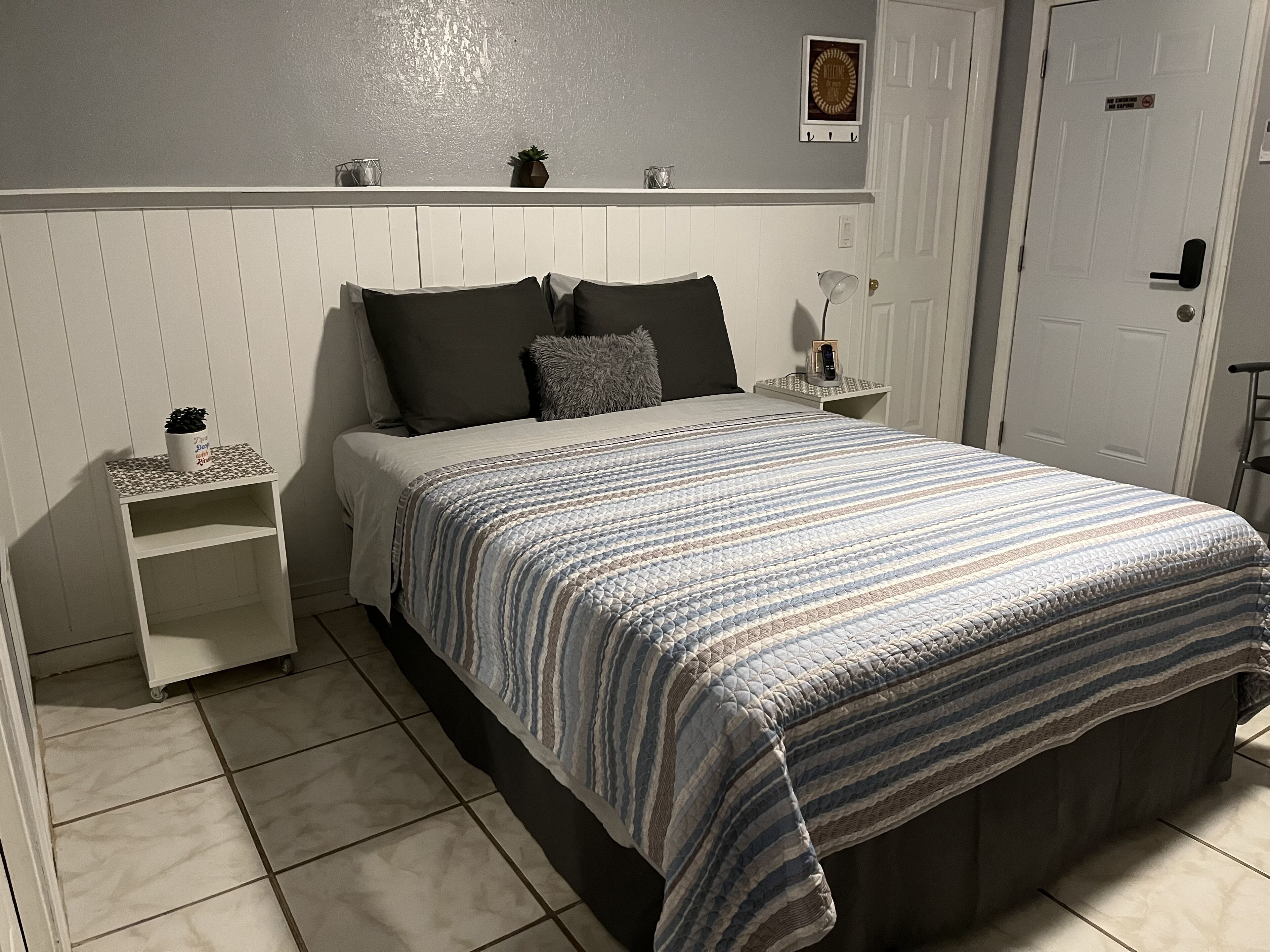 1 chambre, fer et planche à repasser, Wi-Fi