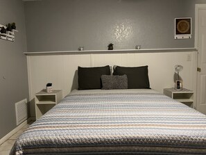 1 habitación, tabla de planchar con plancha y wifi
